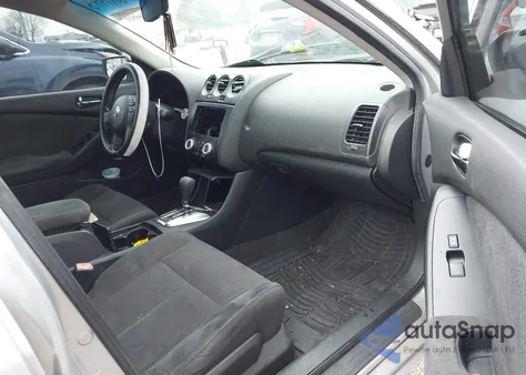 2010 Nissan Altima 2.5 S из США, поврежденный, VIN 1N4AL2AP4AN562853